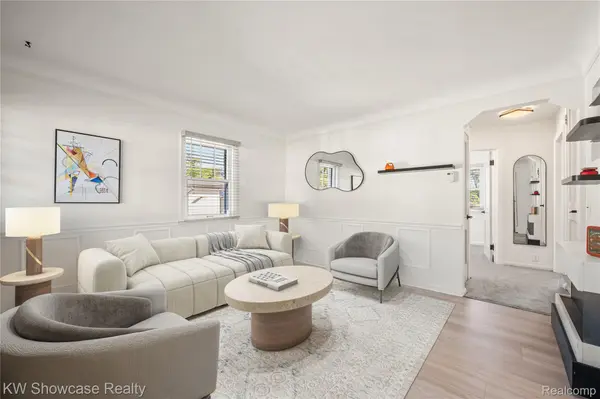 20352 Beatrice ST, Livonia, MI 48152