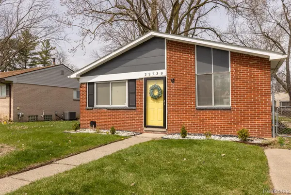 33738 Somerset ST, Westland, MI 48186