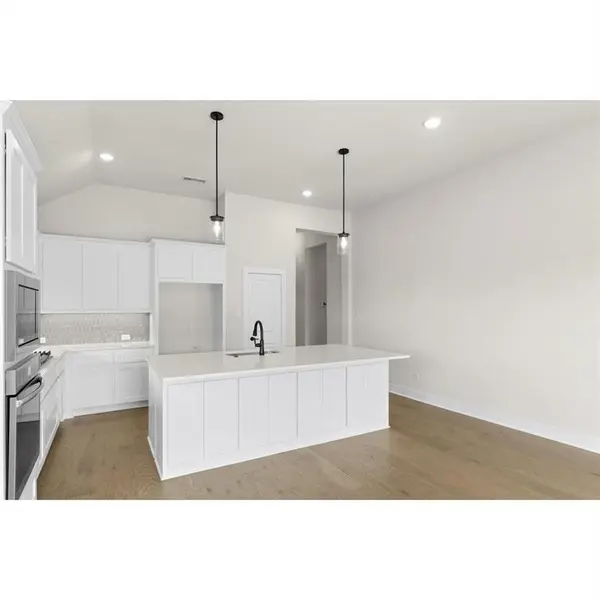 2000 Harmony Pine Way, Mesquite, TX 75181