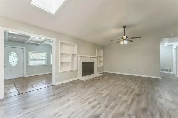 5921 Sea Breeze Lane, Fort Worth, TX 76135