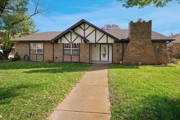 5352 Colorado Court, North Richland Hills, TX 76180