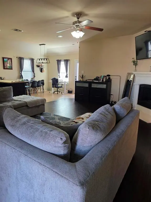 213 Independence Trail, Forney, TX 75126