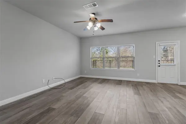 708 Amber Drive, Greenville, TX 75402