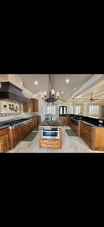 5122 S COUNTY ROAD 1183, Midland, TX 79706