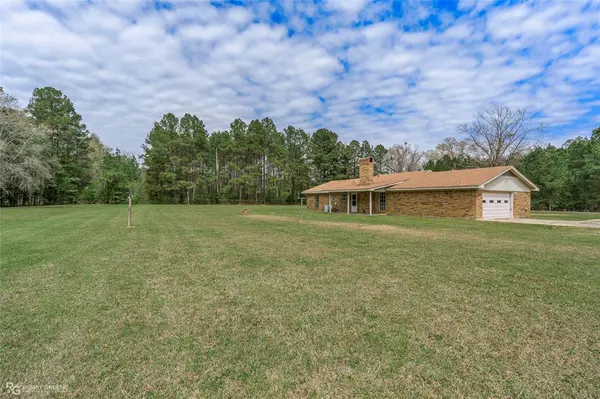 1303 Young Road, Cotton Valley, LA 71018
