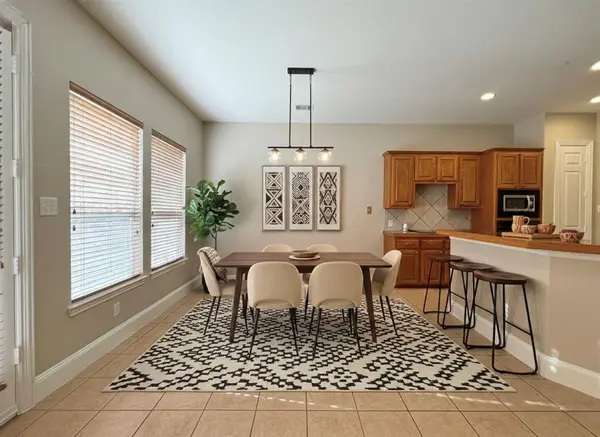 532 Silver Maple Drive, Irving, TX 75063