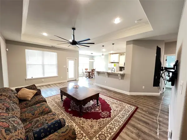 505 S Sky Court, Granbury, TX 76049