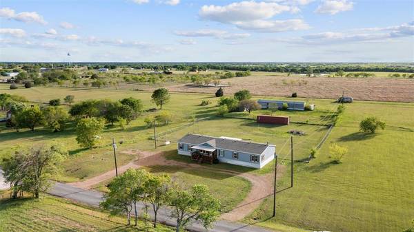 335 County Road 2100, Corsicana, TX 75110