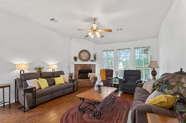 3329 Woodglen Drive, Mckinney, TX 75071