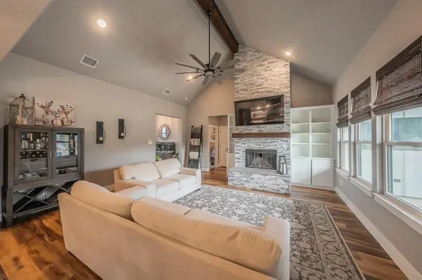 2004 Feather Lane, Weatherford, TX 76088