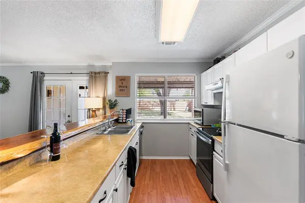 904 Kent Drive, Gainesville, TX 76240