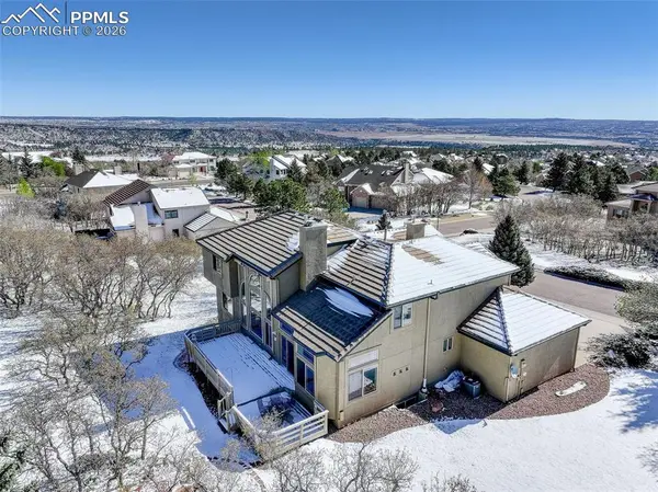 8370 Bluffview WAY, Colorado Springs, CO 80919