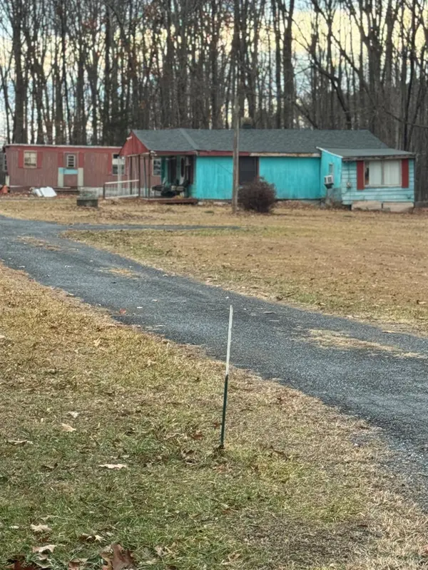 138 Carriage LN, Concord, VA 24538