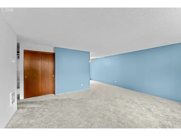 8317 SE 9TH AVE, Portland, OR 97202