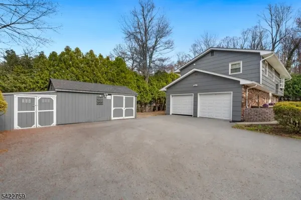 13 Hunters Ln, Byram Twp., NJ 07821