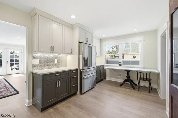 1074 Colfax Ave, Pompton Lakes Boro, NJ 07442