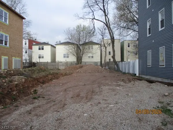 511 S 10Th St, Newark City, NJ 07103