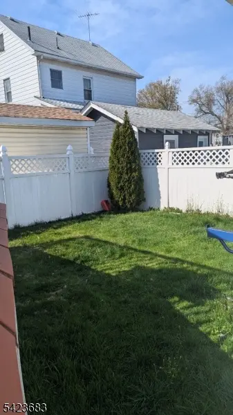 97 Waldo Ave, Bloomfield Twp., NJ 07003