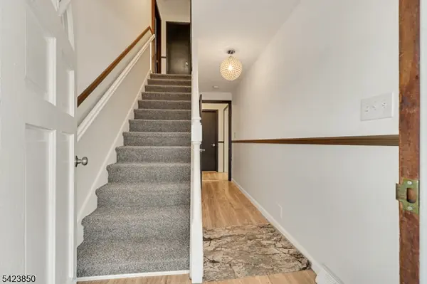 34 N 15Th Ave, Manville Boro, NJ 08835