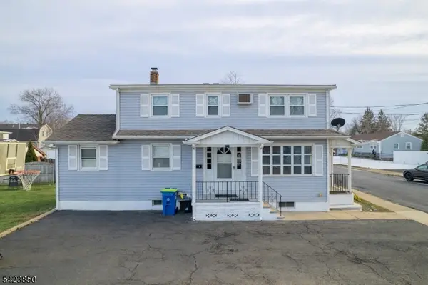 34 N 15Th Ave, Manville Boro, NJ 08835