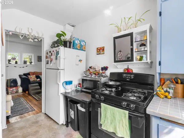 1262 NW VAN BUREN AVE, Corvallis, OR 97330