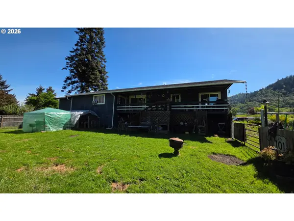 192 RESTON AVE, Winston, OR 97496