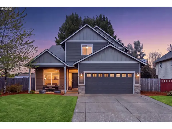 301 SW BELL DR, Dallas, OR 97338