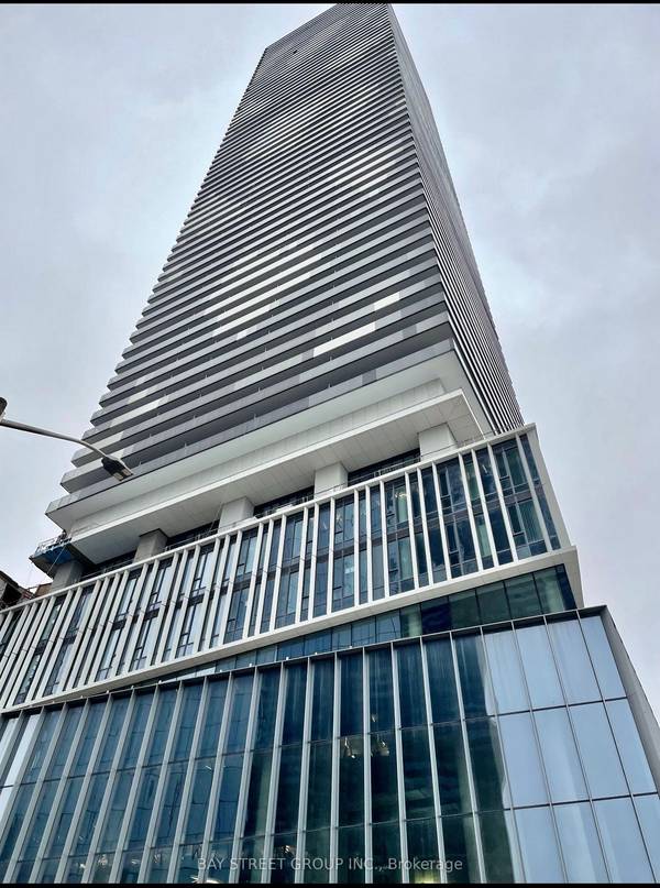 138 Downes ST #1705, Toronto C08, ON M5E 0E4