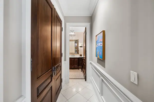 268 St Leonards AVE, Toronto C12, ON M4N 1L2