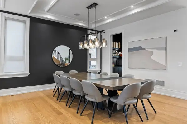 71 Yorkview DR, Toronto C07, ON M2R 1J7