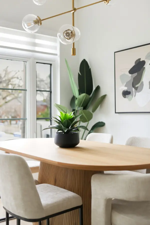 599 Soudan AVE, Toronto C10, ON M4S 1X1