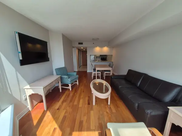 38 Elm ST #3013, Toronto C01, ON M5G 2K5