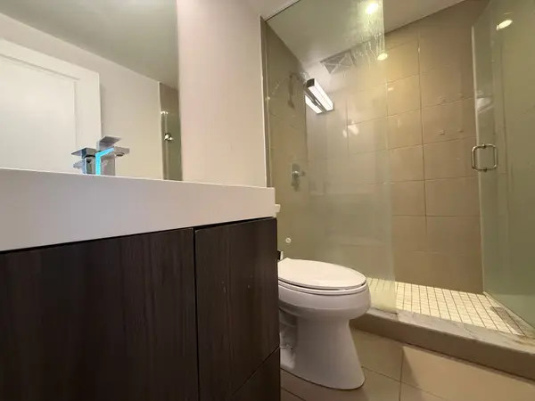 251 Jarvis ST #2210, Toronto C08, ON M5B 0C3