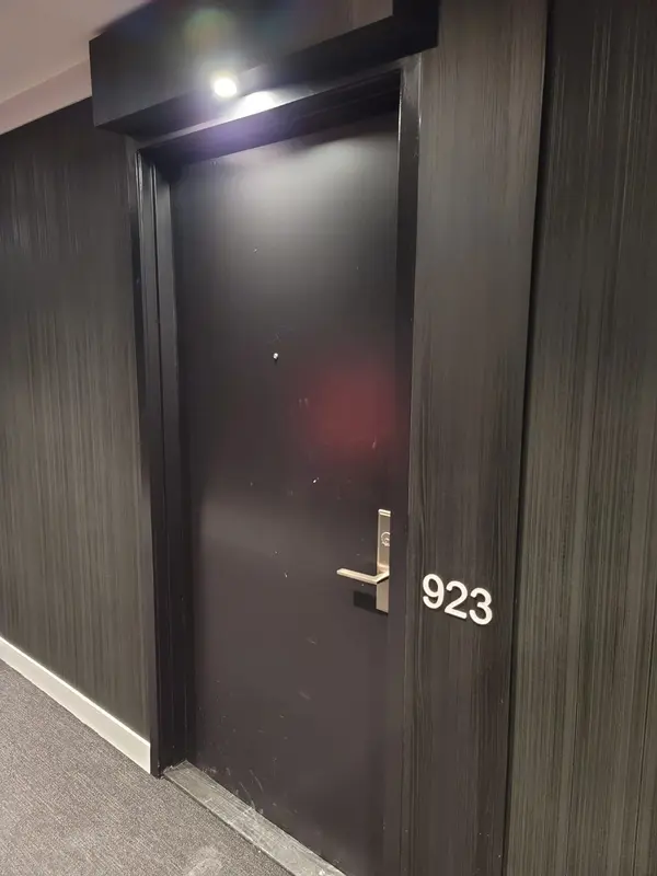 20 Edward ST #923, Toronto C01, ON M5G 0C5