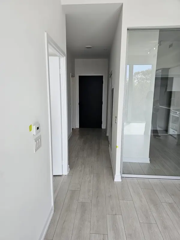 500 Dupont ST #307, Toronto C02, ON M6G 0B8