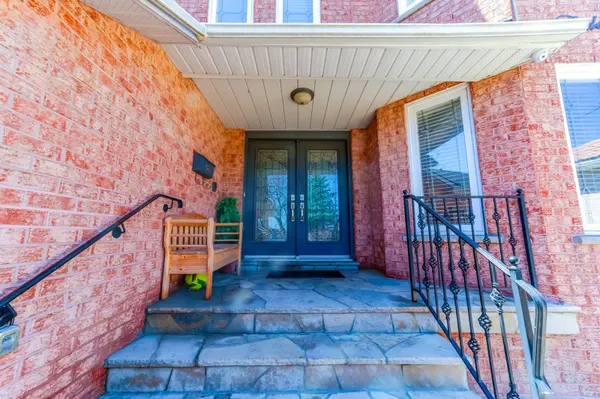 56 Cedar Brae BLVD, Toronto E08, ON M1J 2K5