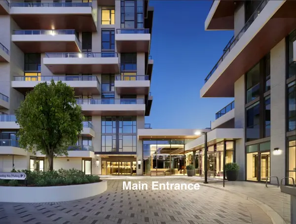 399 Royal Orchard BLVD #PH22, Markham, ON L3T 0H3