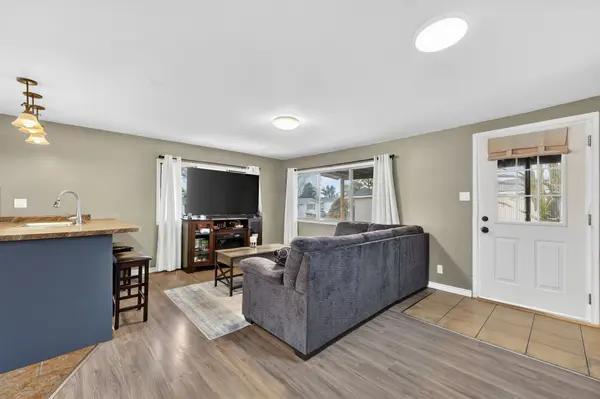 4125 Elaine ST, Severn, ON L3V 0V1