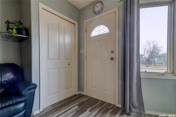 1230 Dewdney AVENUE E, Regina, SK S4N 0E3