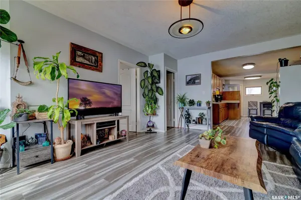 1230 Dewdney AVENUE E, Regina, SK S4N 0E3