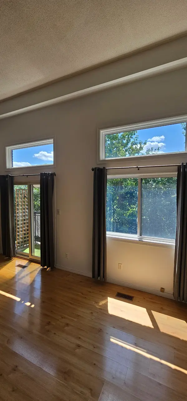 36 Dawson CRES #36, Brampton, ON L6V 3M5