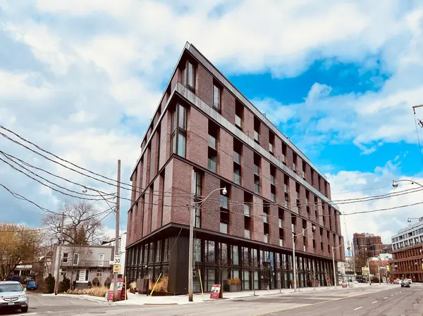 2625 Dundas ST W #108, Toronto W02, ON M6P 1X9