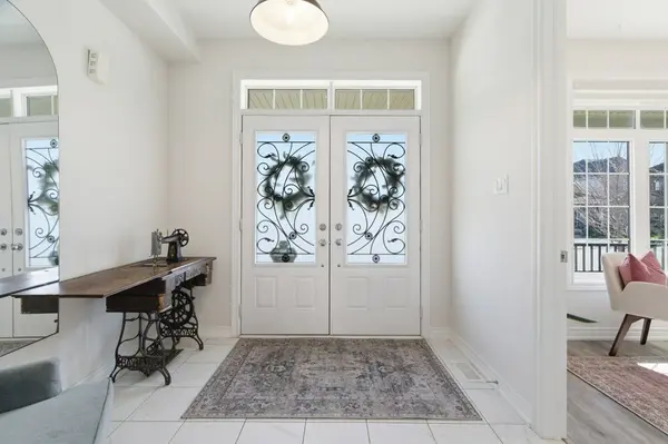 96 Harpin WAY E, Centre Wellington, ON N1M 0G9