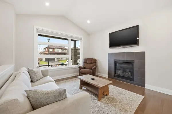 397 COLMAR ST, Russell, ON K0A 1W0