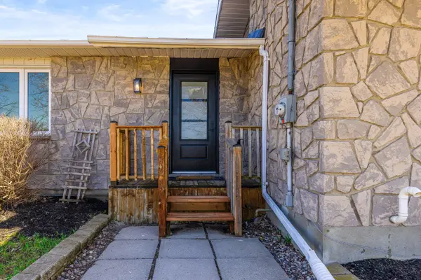 1709 County Rd 31 RD, North Dundas, ON K0C 2K0