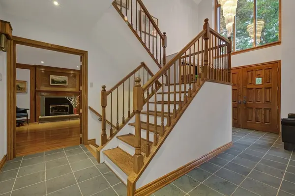 30 Pentland CRES, Kanata, ON K2K 1V5