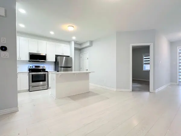 193 Anthracite DR, Barrhaven, ON K2J 7B4