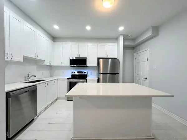 193 Anthracite DR, Barrhaven, ON K2J 7B4