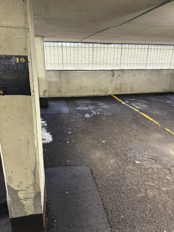 1100 Ambleside DR #1115, Woodroffe, ON K2B 8G6