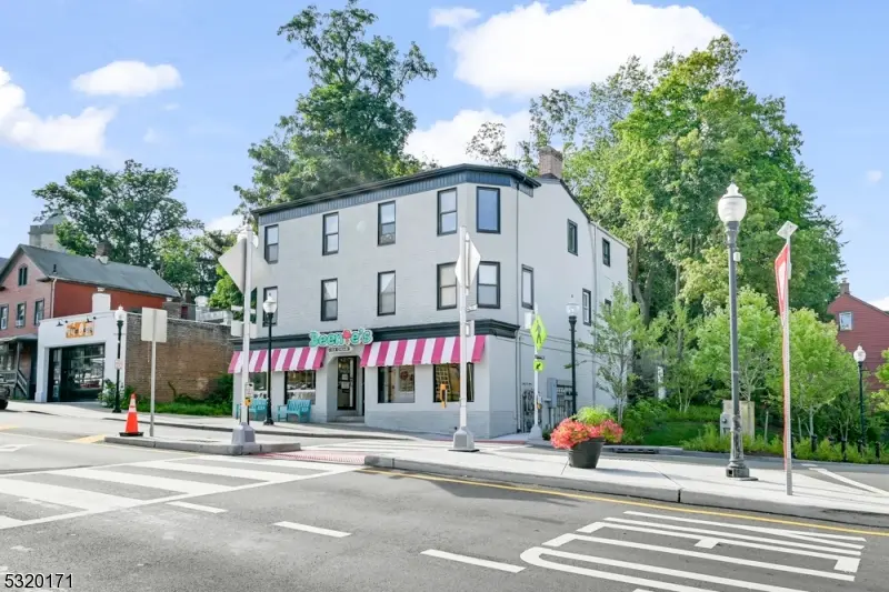 38 Morris St, Morristown Town, NJ 07960